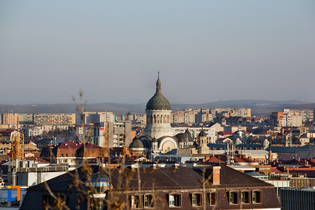panorama-cu-catedrala-ortodoxa-a-vadului-feleacului-si-clujului-din-cluj-napoca-judetul-cluj.jpg