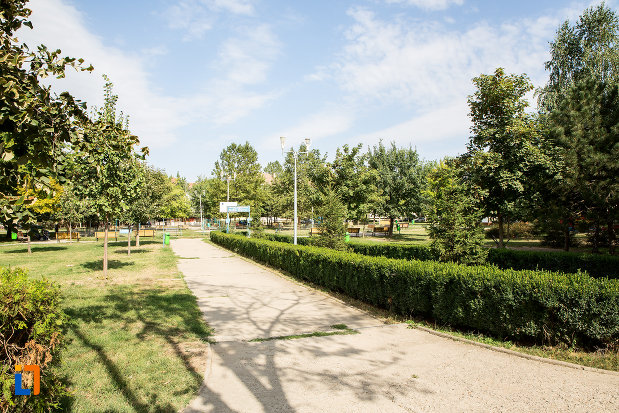 parc-central-din-orasul-fetesti-judetul-ialomita.jpg