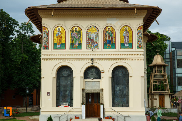 partea-de-jos-de-la-biserica-nasterea-sf-ioan-botezatorul-1664-din-focsani-judetul-vrancea.jpg