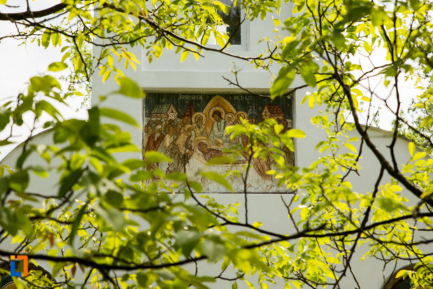 partea-de-sus-de-la-biserica-adormirea-maicii-domnului-din-orsova-judetul-mehedinti.jpg