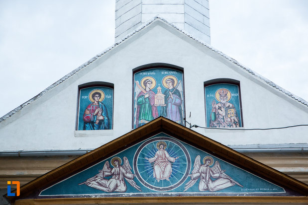 partea-de-sus-de-la-biserica-sf-voievozi-1839-din-tandarei-judetul-ialomita.jpg