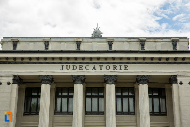 partea-de-sus-de-la-judecatoria-din-caracal-judetul-olt.jpg