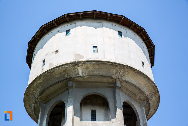 partea-superioara-de-la-turnul-de-apa-din-oltenita-judetul-calarasi.jpg