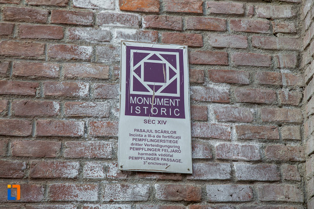 pasajul-scarilor-din-sibiu-judetul-sibiu-monument-istoric.jpg