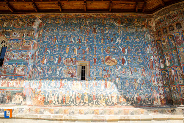 perete-pictat-de-la-manastirea-voronet-judetul-suceava.jpg
