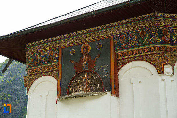 pictura-murala-de-la-manastirea-turnu-din-pausa-judetul-valcea.jpg