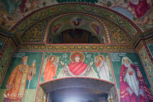 picturi-din-biserica-greco-catolica-buna-vestire-din-oradea-judetul-bihor.jpg