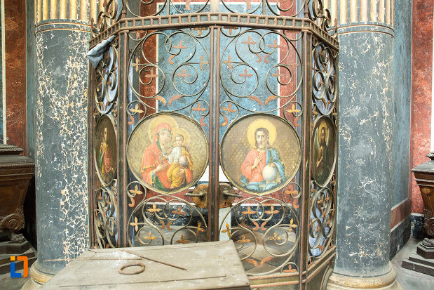 picturi-din-mausoleul-familiei-filisanu-din-filiasi-judetul-dolj.jpg