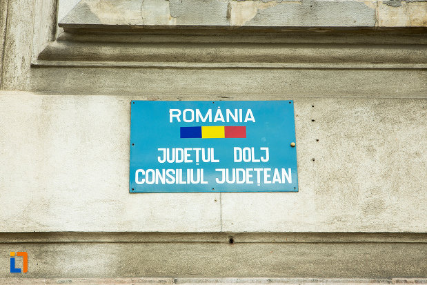 placa-administrativa-palatul-administrativ-prefectura-consiliul-judetean-din-craiova-judetul-dolj.jpg