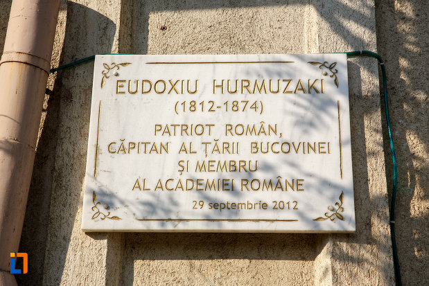 placa-comemorativa-de-la-colegiul-national-eudoxiu-hurmuzachi-1863-din-radauti-judetul-suceava.jpg