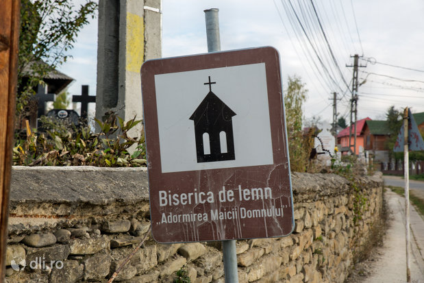 placuta-cu-biserica-de-lemn-adormirea-maicii-domnului-din-sieu-judetul-maramures.jpg