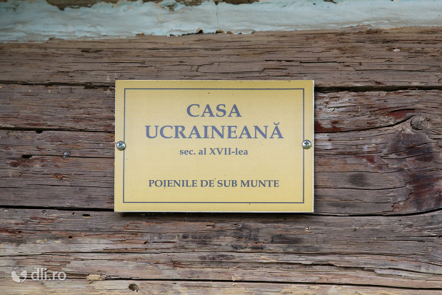 placuta-cu-casa-ucraineana-muzeul-satului-din-sighetu-marmatiei-judetul-maramures.jpg