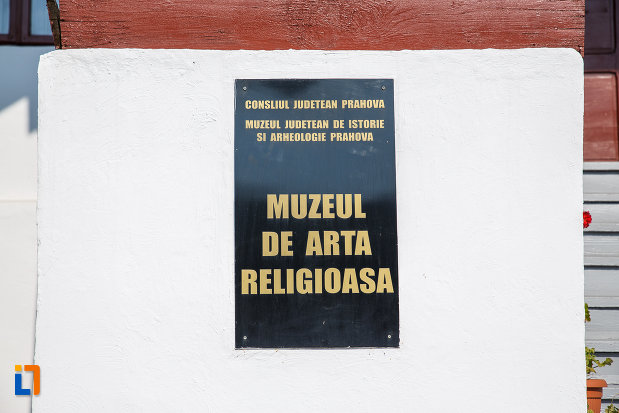 placuta-cu-muzeul-de-arta-religioasa-scoala-de-misionare-regina-maria-din-valenii-de-munte-judetul-prahova.jpg