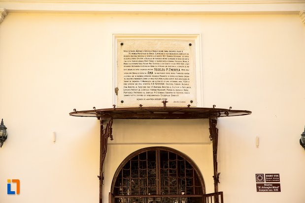 placuta-de-la-biserica-sfintii-arhangheli-mihail-si-gavriil-din-braila-judetul-braila.jpg