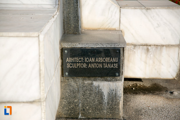 placuta-de-pe-bustul-lui-gheorghe-v-avramescu-din-cluj-napoca-judetul-cluj.jpg