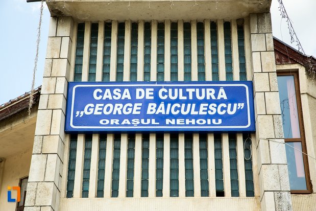 placuta-de-pe-casa-de-cultura-din-nehoiu-judetul-buzau.jpg