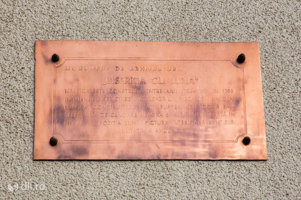 placuta-de-pe-catedrala-ortodoxa-adormirea-maicii-domnului-biserica-cu-luna-din-oradea-judetul-bihor.jpg