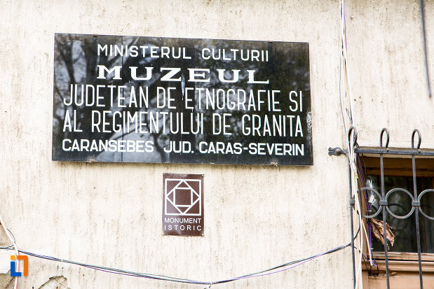 placuta-de-pe-muzeul-judetean-de-etnografie-si-regimentului-de-granita-din-caransebes-judetul-caras-severin.jpg