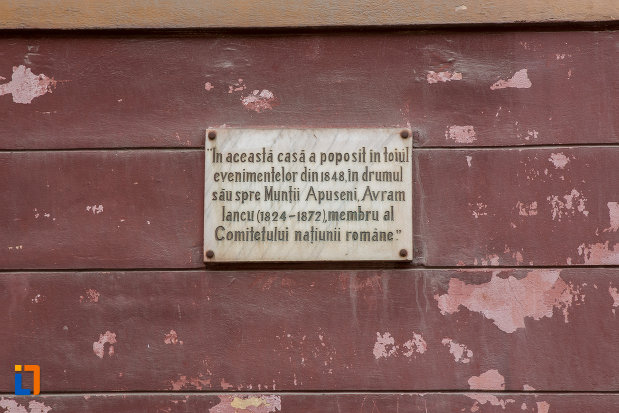 placuta-informativa-de-la-casa-din-str-mitropoliei-din-sibiu-judetul-sibiu.jpg