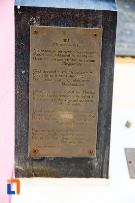 placuta-informativa-locul-unde-a-fost-casa-lui-gheorghe-eminovici-casa-natala-a-lui-mihai-eminescu-din-botosani-judetul-botosani.jpg