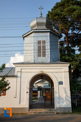 poarta-de-la-biserica-sf-ioan-botezatorul-1845-din-rosiorii-de-vede-judetul-teleorman.jpg