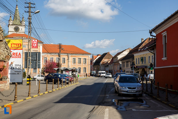 poza-cu-ansamblul-urban-b-dul-lucian-blaga-din-sebes-judetul-alba.jpg