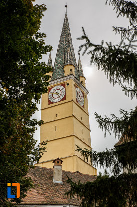 poza-cu-biserica-evanghelica-sf-margareta-1488-din-medias-judetul-sibiu.jpg