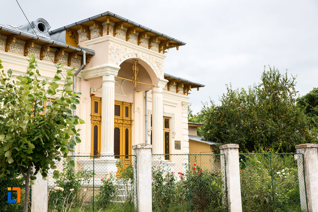 poza-cu-casa-azi-sectie-a-muzeului-judetean-din-giurgiu-judetul-giurgiu.jpg