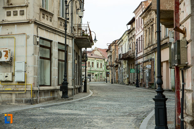 poza-cu-cladiri-din-orasul-slatina-judetul-olt.jpg