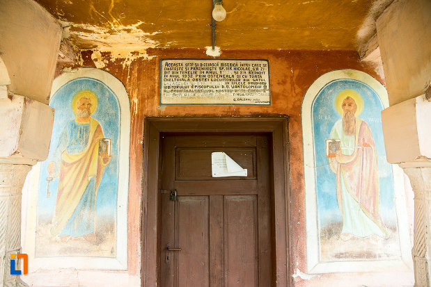 poza-cu-imagini-de-la-biserica-sf-nicolae-din-lazaresti-judetul-gorj.jpg