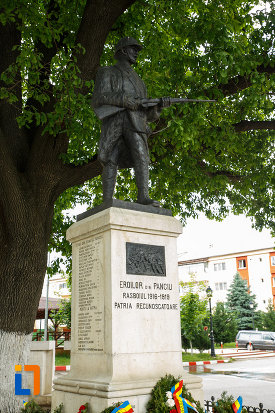 poza-cu-monumentul-eroilor-de-la-1916-1918-din-panciu-judetul-vrancea.jpg