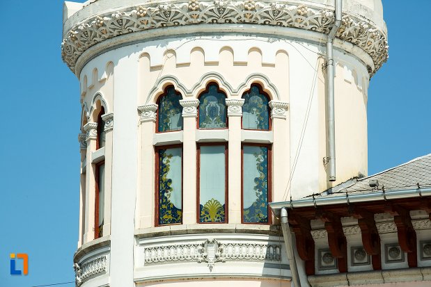 poza-cu-palatul-comunal-din-buzau-judetul-buzau.jpg