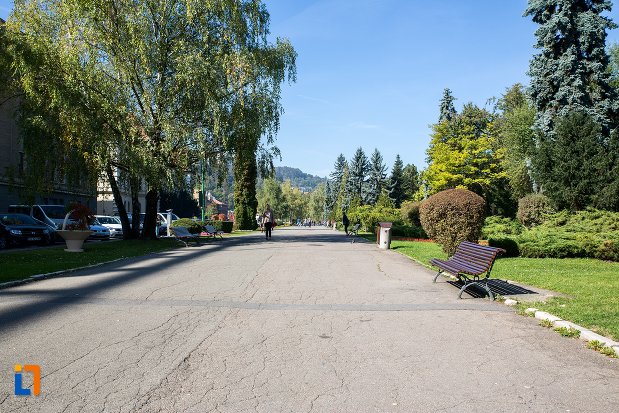 poza-cu-parcul-nicolae-titulescu-din-brasov-judetul-brasov.jpg