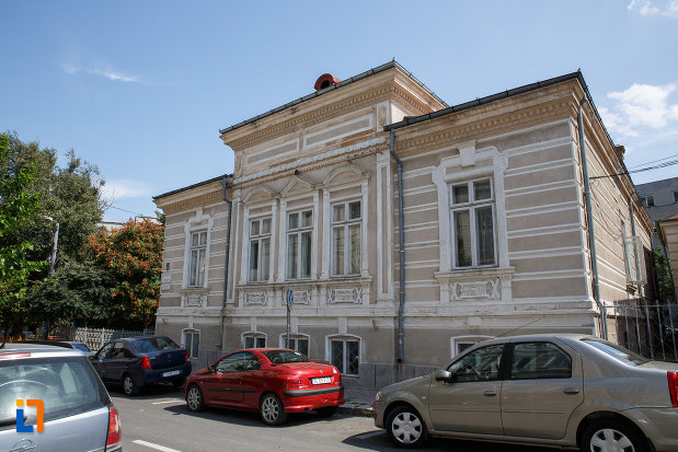 poza-cu-sediul-comenduirii-garnizoanei-tulcea-fosta-banca-dunarii-din-tulcea-judetul-tulcea.jpg