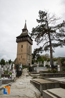 poza-cu-turnul-vechii-biserici-ortodoxe-1700-din-deva-judetul-hunedoara.jpg