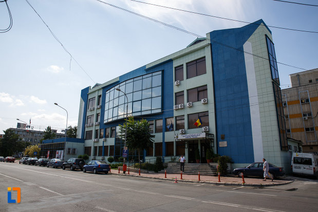 prefectura-din-tulcea-judetul-tulcea-vazuta-din-departare.jpg