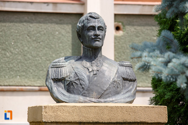 prim-plan-cu-bustul-lui-alexandru-dimitrie-ghica-din-alexandria-judetul-teleorman.jpg