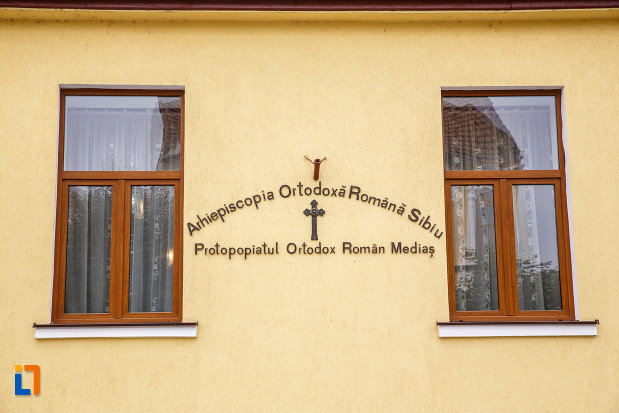 prim-plan-cu-protopopiatul-ortodox-din-medias-judetul-sibiu.jpg