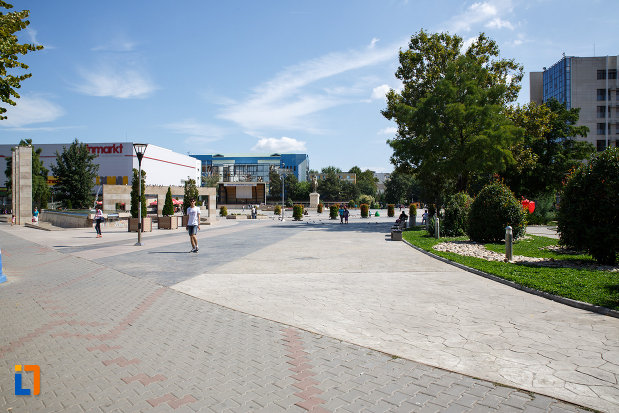 promenada-pavata-din-orasul-tulcea-judetul-tulcea.jpg