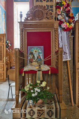 scaun-episcopal-din-catedrala-ortodoxa-din-negresti-oas-judetul-satu-mare.jpg
