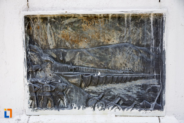 scena-de-razboi-de-pe-monumentul-eroilor-din-zimnicea-judetul-teleorman.jpg