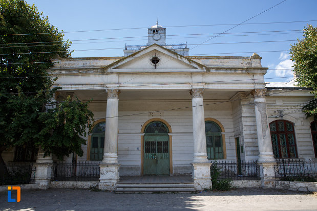 scoala-din-macin-judetul-tulcea.jpg