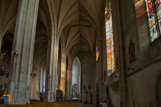sir-de-coloane-din-biserica-sfantul-mihail-din-cluj-napoca-judetul-cluj.jpg