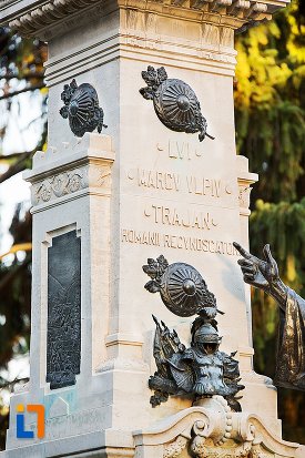 soclu-de-la-monumentul-lui-traian-din-braila-judetul-braila.jpg