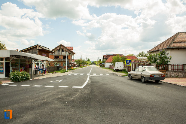 sosea-din-orasul-tismana-judetul-gorj.jpg