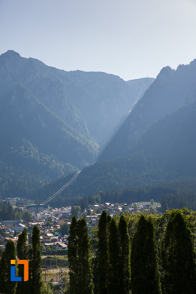 statiunea-busteni-judetul-prahova-vazuta-de-sus.jpg