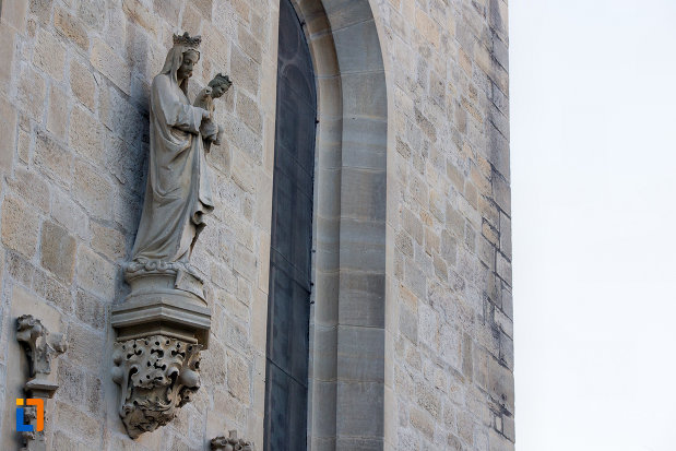 statuie-biserica-romano-catolica-calvaria-din-cluj-napoca-judetul-cluj.jpg