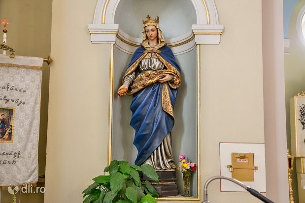 statuie-biserica-romano-catolica-coborarea-sfantului-duh-din-oradea-judetul-bihor.jpg