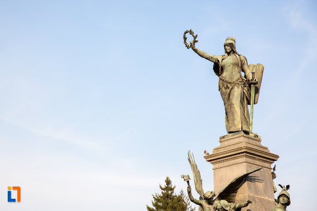 statuie-din-cadrul-monumentului-libertatii-din-arad-judetul-arad.jpg