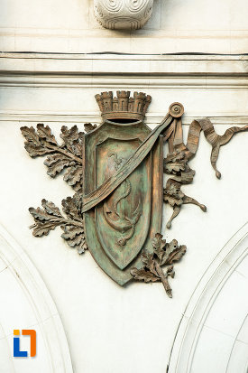 stema-de-pe-palatul-administrativ-prefectura-judetului-galati.jpg